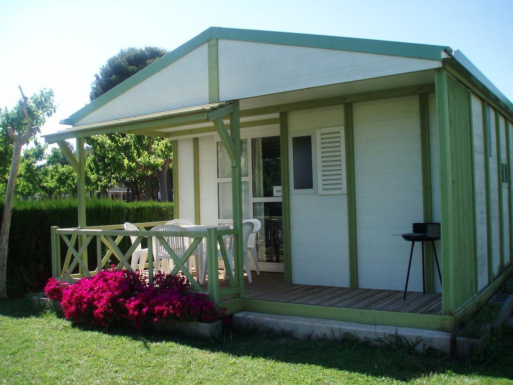 Camping La Rueda Cubelles Oda fotoğraf